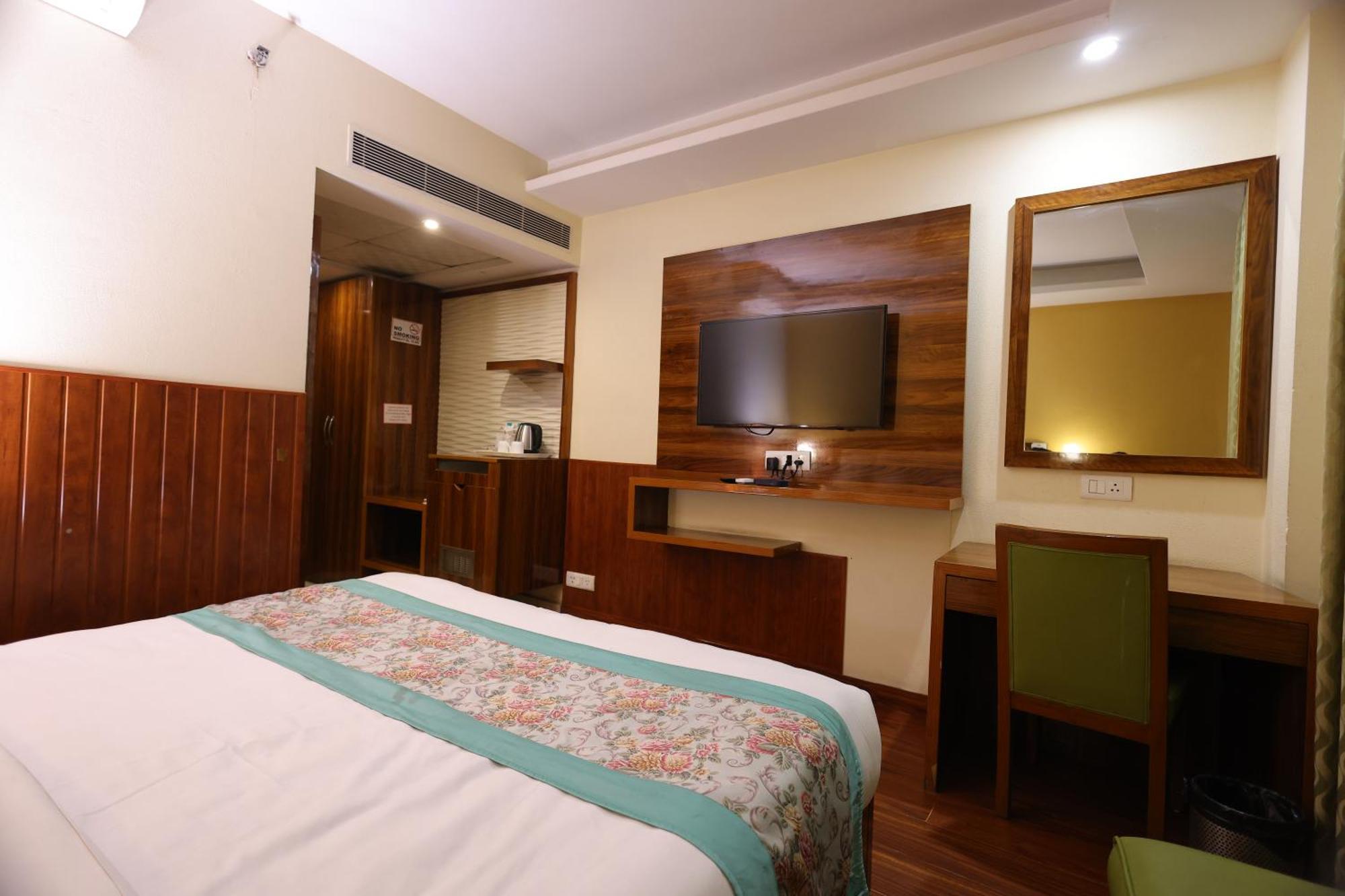 Airport Hotel Ramhan Palace Mahipalpur New Delhi Extérieur photo